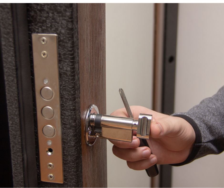 Széfnyitás és páncélszekrény nyitás